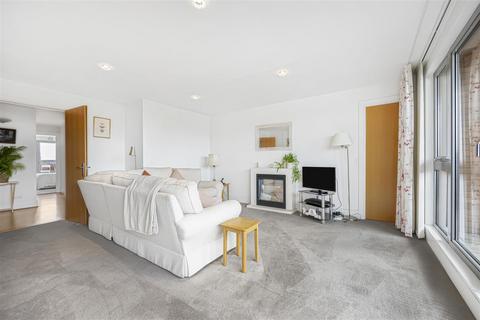 2 bedroom apartment for sale, Century Court, Montpellier Grove, Cheltenham