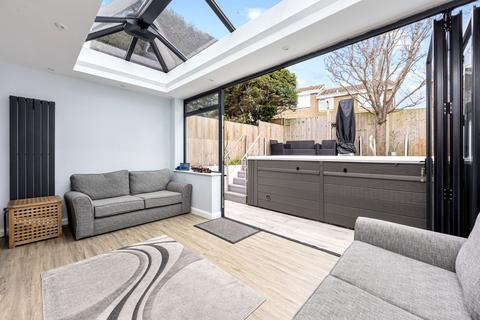 3 bedroom semi-detached house for sale, Rosemary Drive, Shoreham-By-Sea BN43