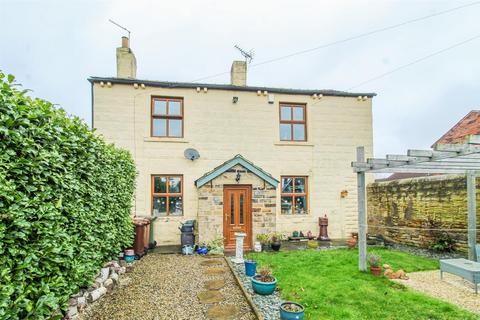 3 bedroom detached house for sale, High Street, Ossett WF5