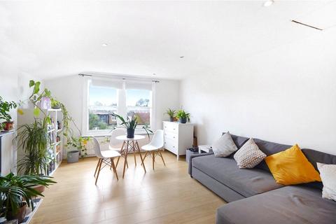 2 bedroom apartment for sale, Rosebery Gardens, London, N8