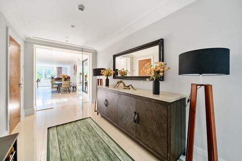 Langton Cavendish Road, Weybridge, KT13 0JW