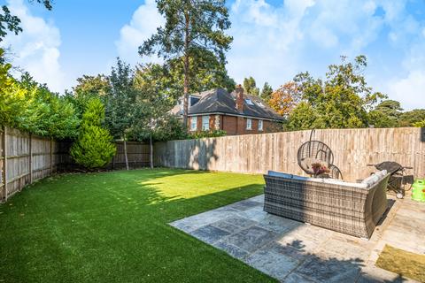 Langton Cavendish Road, Weybridge, KT13 0JW