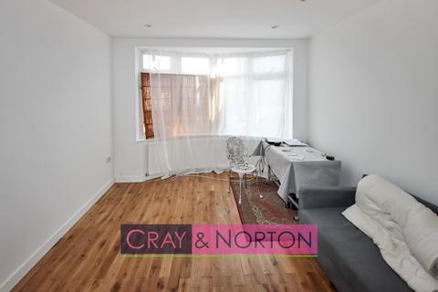 3 bedroom terraced house to rent, Addiscombe Court Road, Croydon, CR0