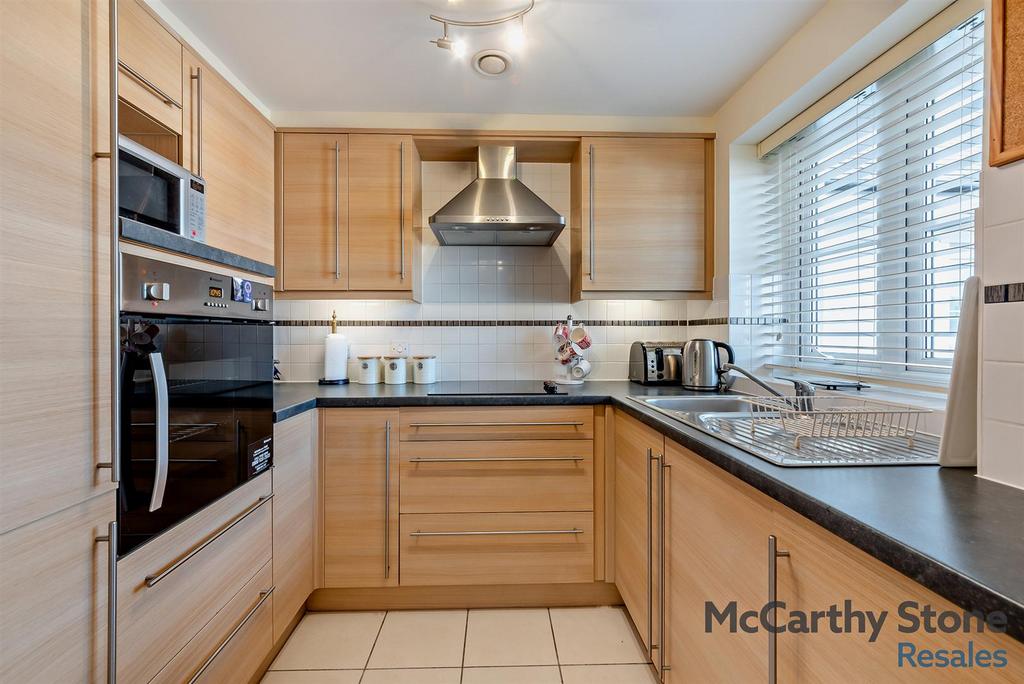 8632819-interior11-800.jpg