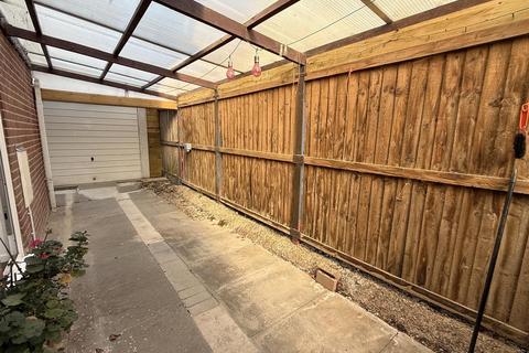 18 Beckingthorpe Drive, Bottesford, Nottingham, NG13 0DN