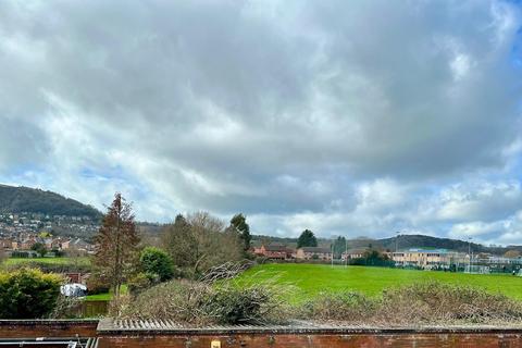 2 bedroom end of terrace house for sale, Upper Howsell Road, Malvern