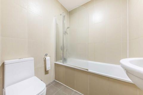 1 bedroom flat to rent, Regina Road, London N4