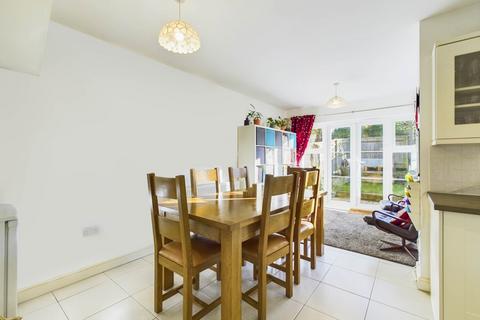 9 Printers Piece, Haddenham, Aylesbury, HP17 8NF