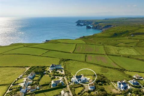 3 bedroom semi-detached house for sale, Lizard Peninsula | South Cornwall