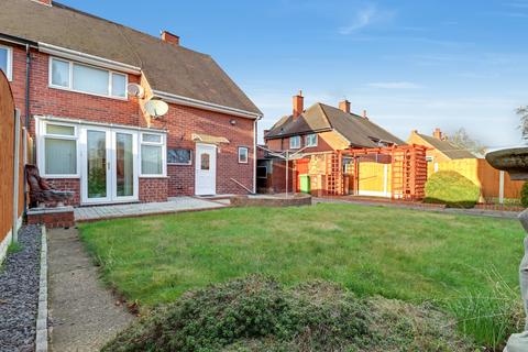 3 bedroom semi-detached house for sale, Allott Close, South Elmsall, Pontefract, West Yorkshire, WF9