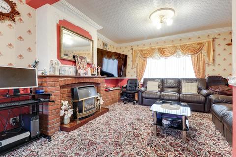 9 Allott Close, South Elmsall, Pontefract, WF9 2XA