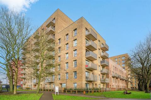 1 bedroom apartment for sale, Green Square, Lampton Parkside TW3