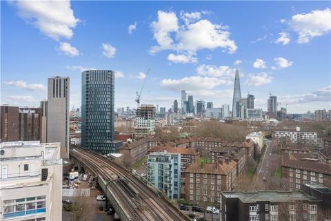 2 bedroom apartment for sale, Metro Central Heights, 119 Newington Causeway, London, SE1