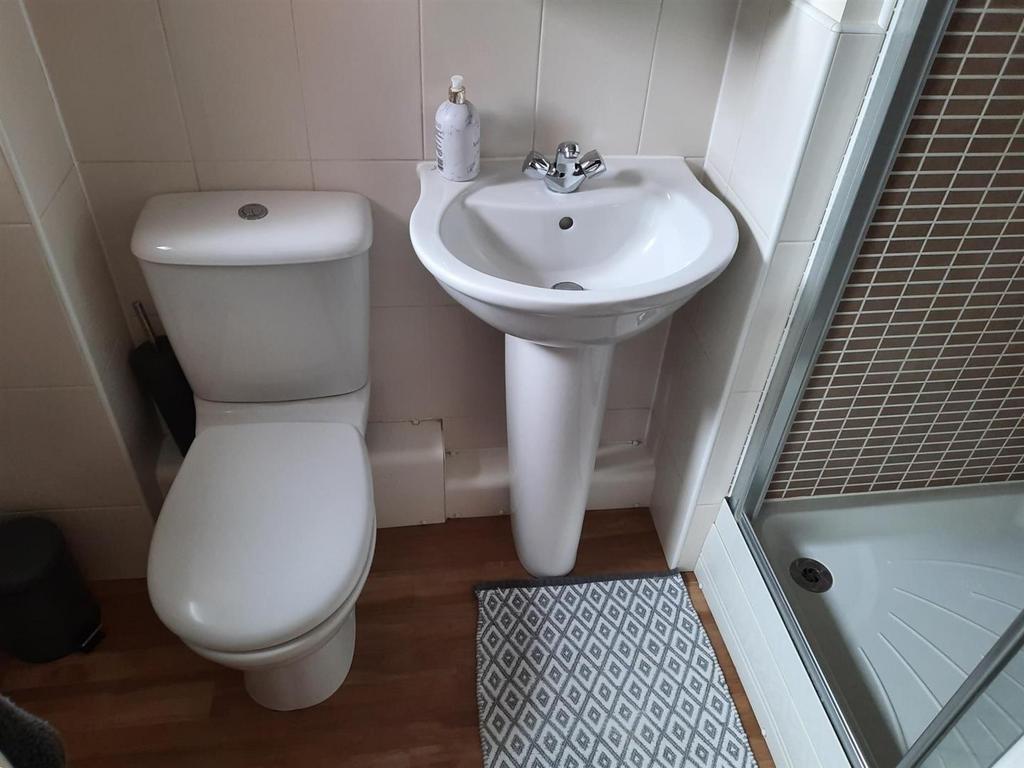 Ensuite.jpg