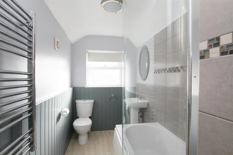 2 bedroom terraced house to rent, West Cliff, Whitstable, CT5