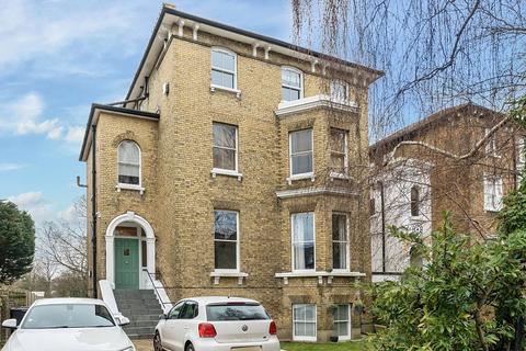 1 bedroom flat for sale, Surbiton Hill Park, Surbiton, KT5