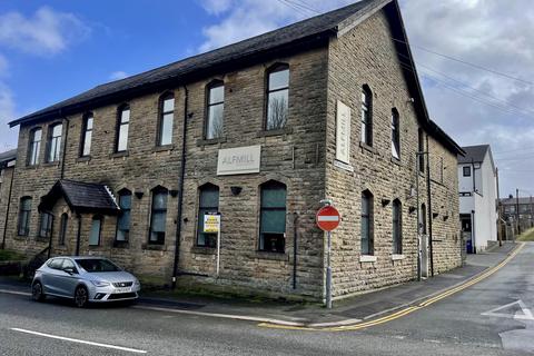 2 bedroom flat to rent, 96 Watery Lane, Darwen BB3