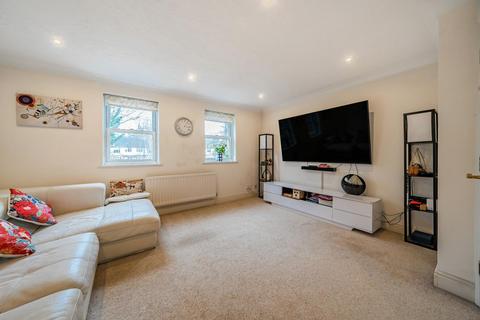 4 bedroom end of terrace house for sale, Vicarage Drive, Beckenham