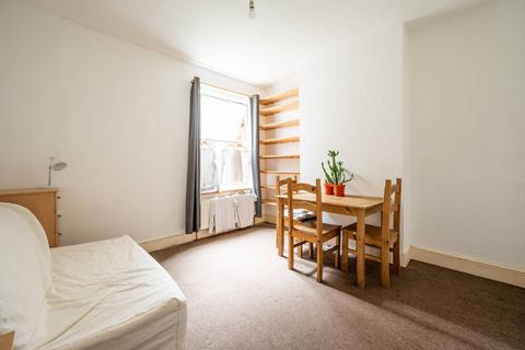 2 bedroom flat to rent, Venetian Road, Camberwell, London, SE5