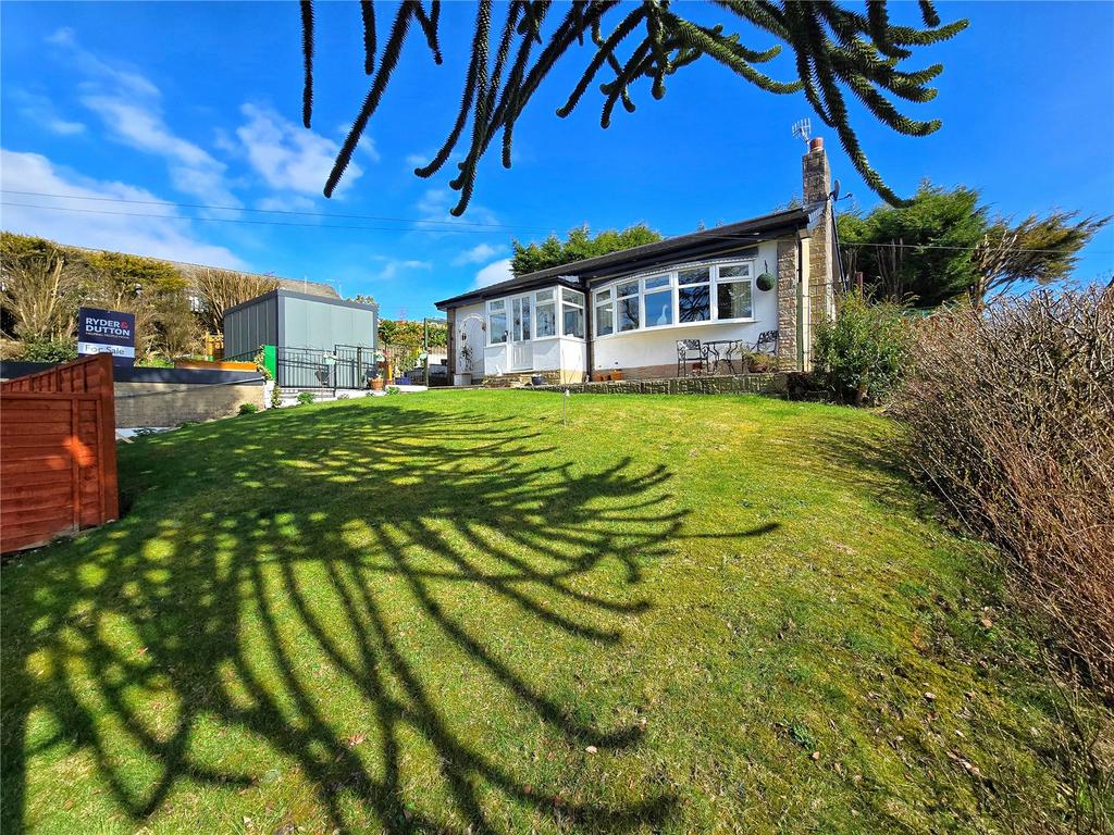 Large Front Garden