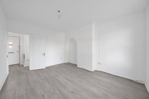 3 bedroom end of terrace house to rent, Bromley Road, Bromley BR1