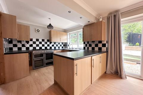 4 bedroom semi-detached house for sale, Woolston, Southampton, Hampshire, SO19