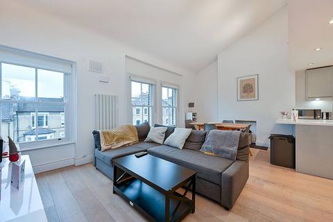 3 bedroom flat for sale, Coverdale Road, Shepherd's Bush, London, W12