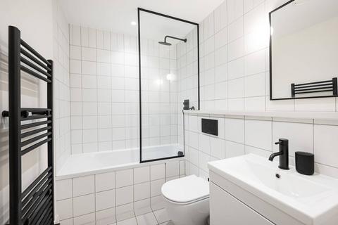 1 bedroom flat for sale, Mile End Road, Tower Hamlets, London, E1