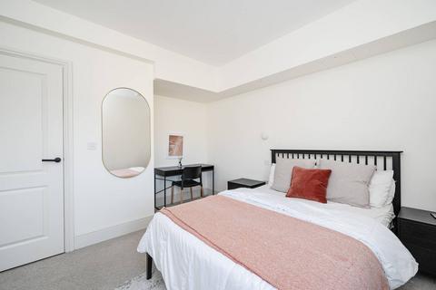 1 bedroom flat for sale, Mile End Road, Tower Hamlets, London, E1