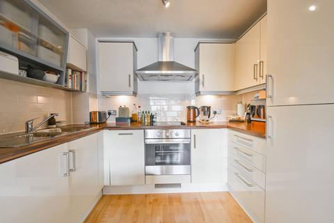 1 bedroom flat for sale, Southern Row, North Kensington, London, W10