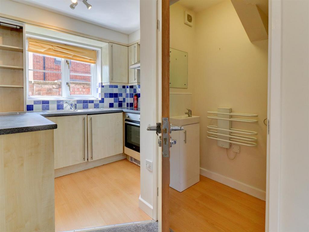 Kitchen &amp; WC