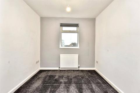 8 Ashlea Green, Leeds, LS13 2EQ