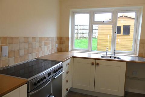 3 bedroom detached house to rent, Halesworth Road, Heveningham IP19