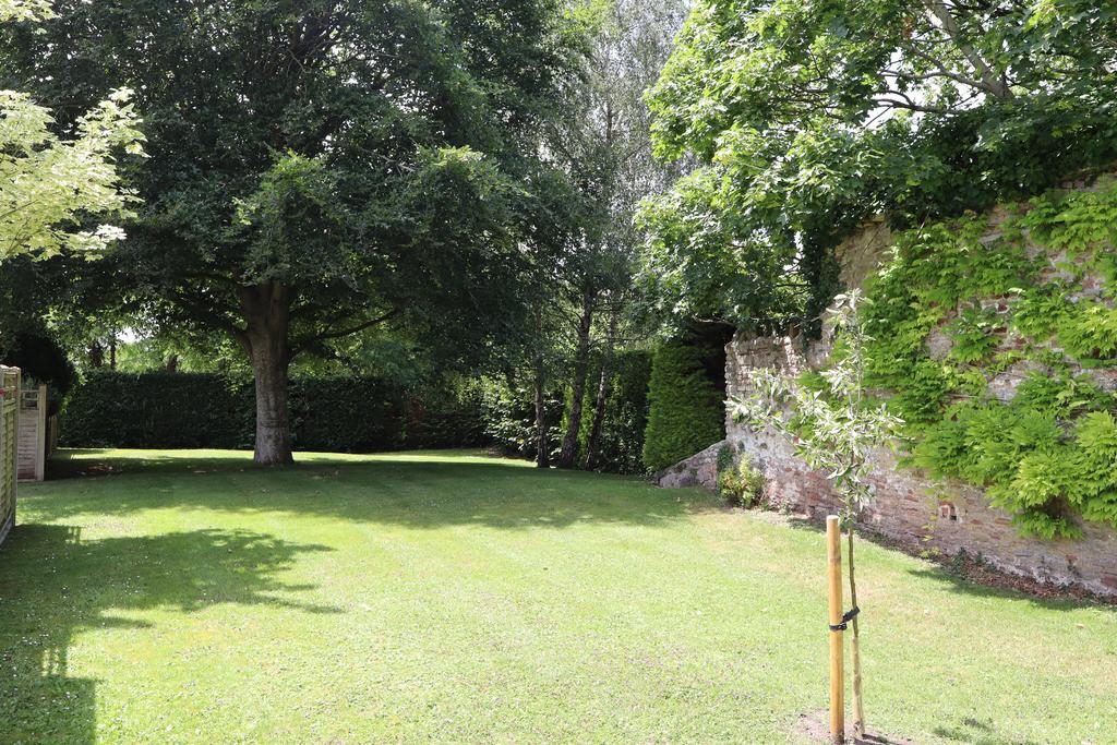Communal garden