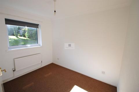 2 bedroom flat to rent, High Street, Little Hayes High Street, WD4