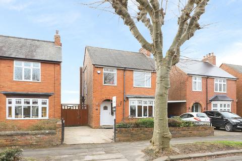 3 bedroom detached house for sale, Springfield Avenue, Chesterfield S40