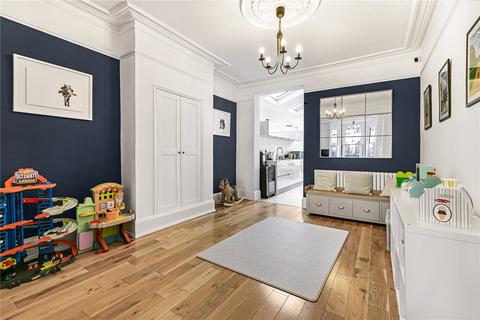 5 bedroom terraced house for sale, Nevis Road, London, SW17