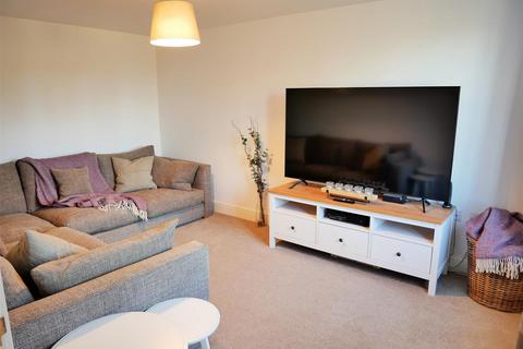 4 Angell Drive, Calne, SN11 0FW