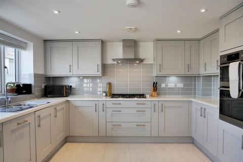 4 Angell Drive, Calne, SN11 0FW