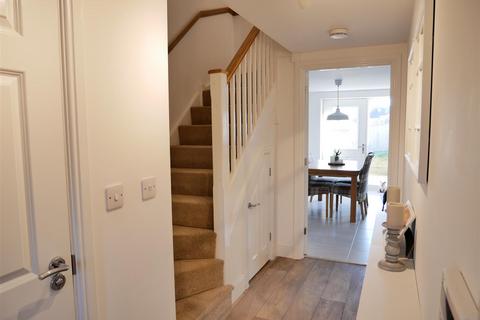 4 Angell Drive, Calne, SN11 0FW