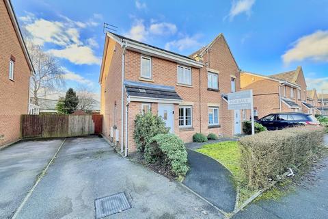 3 bedroom semi-detached house for sale, Thornway Drive, Ashton-under-lyne OL7