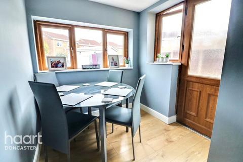 221 Cedar Road, Doncaster, DN4 9ET