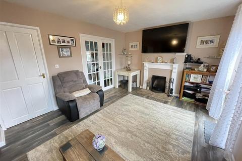 3 bedroom semi-detached house for sale, London Road, Salisbury SP3