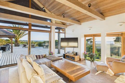 4 bedroom detached house for sale, Spectacular Sea Views & Sunsets