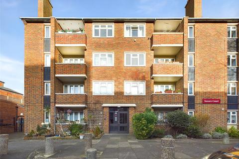 2 bedroom apartment to rent, Grove Road, Barnes