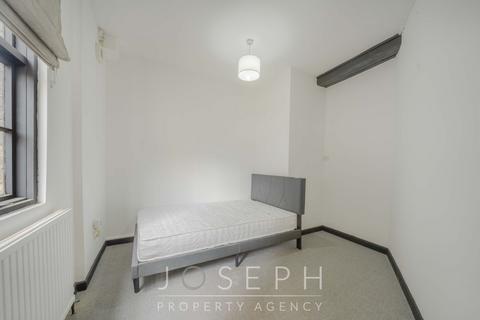 1 bedroom in a house share to rent, 136-138 Fore Street, Ipswich, IP4