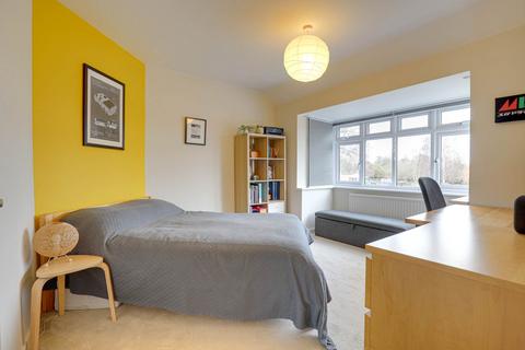 147 Peppard Road, Emmer Green, Reading, RG4 8TR