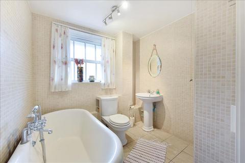 1 bedroom apartment for sale, Walker House, Kings Cross, NW1