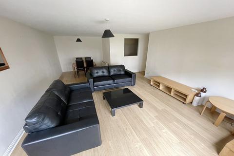 3 bedroom flat for sale, Wallace Street, Apartment 1-4, Glasgow G5