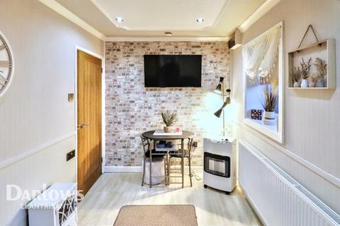 6 Almond Close, Llantwit Fardre, Pontypridd, CF38 2PX